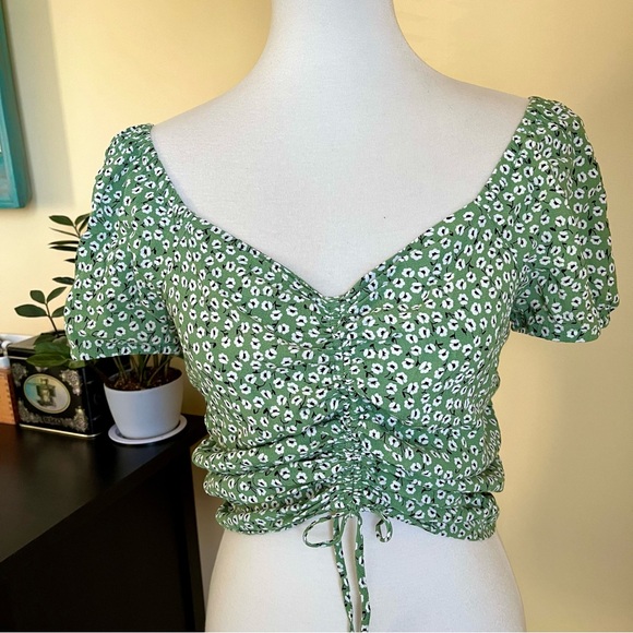 H&M Floral Smocked Top - Picture 4 of 7